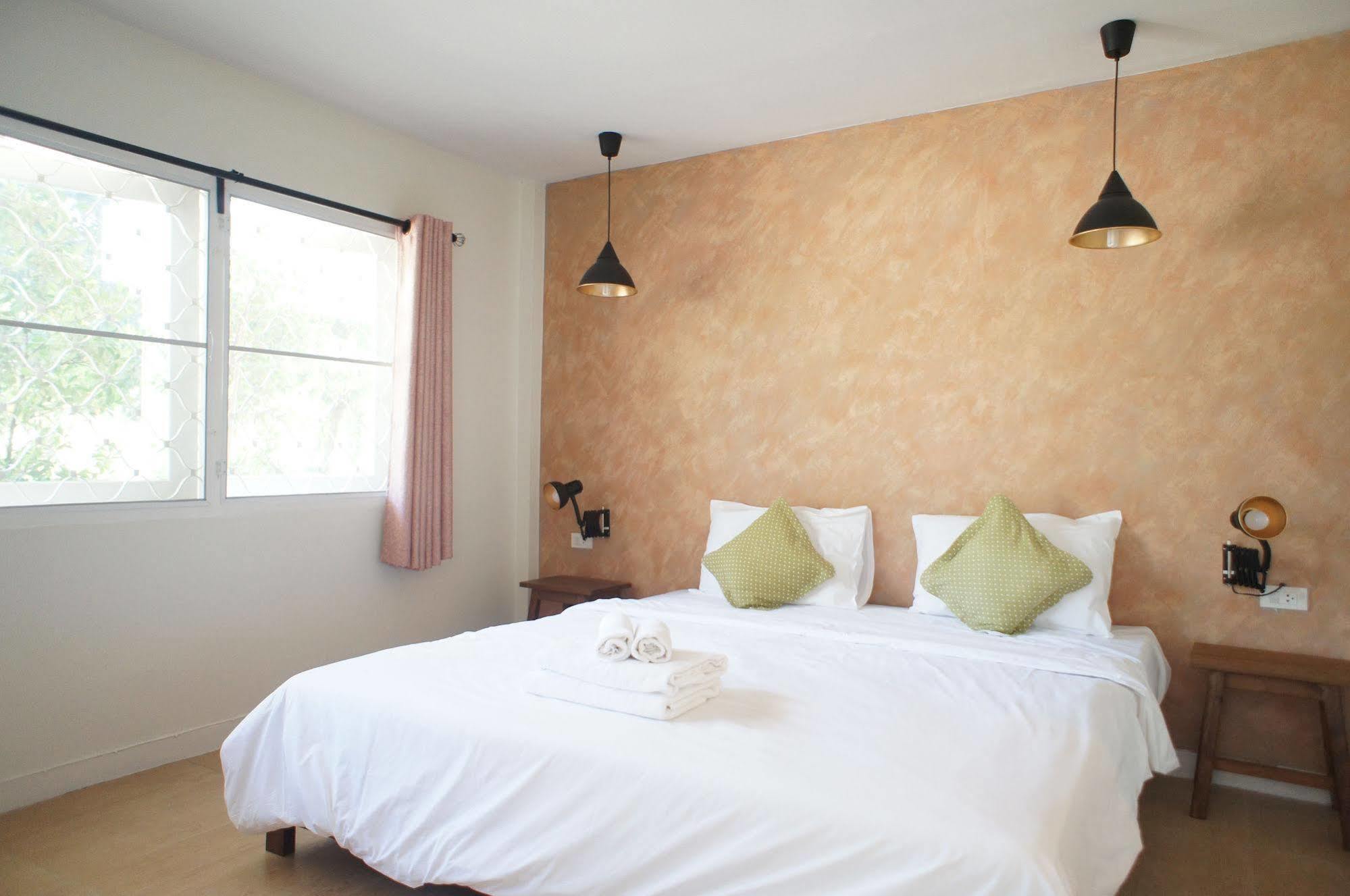 Udee Cozy Bed & Breakfast Chiang Mai Exterior foto
